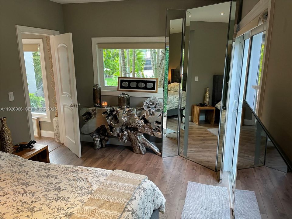 В аренду: $2,200 (1 спален, 2 ванн, 780 Квадратных фут)