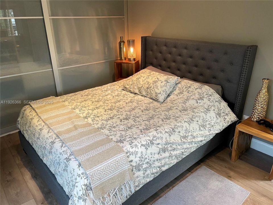 В аренду: $2,200 (1 спален, 2 ванн, 780 Квадратных фут)