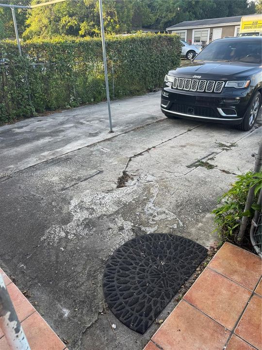 For Rent: $2,400 (2 beds, 1 baths, 1010 Square Feet)