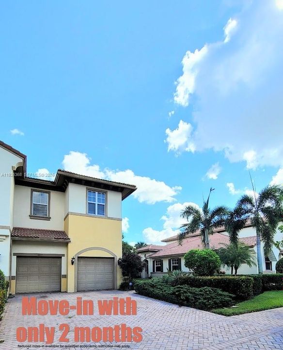 For Rent: $3,100 (3 beds, 2 baths, 2118 Square Feet)