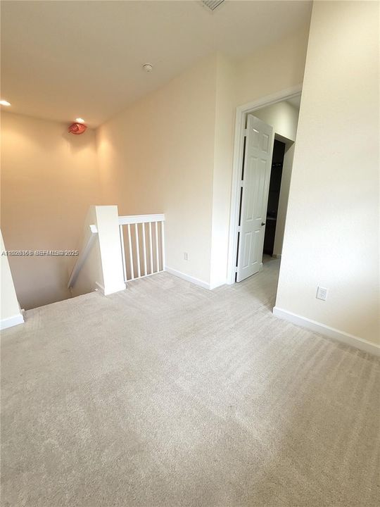 For Rent: $3,100 (3 beds, 2 baths, 2118 Square Feet)