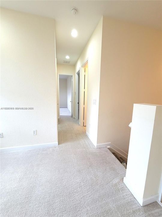 For Rent: $3,100 (3 beds, 2 baths, 2118 Square Feet)