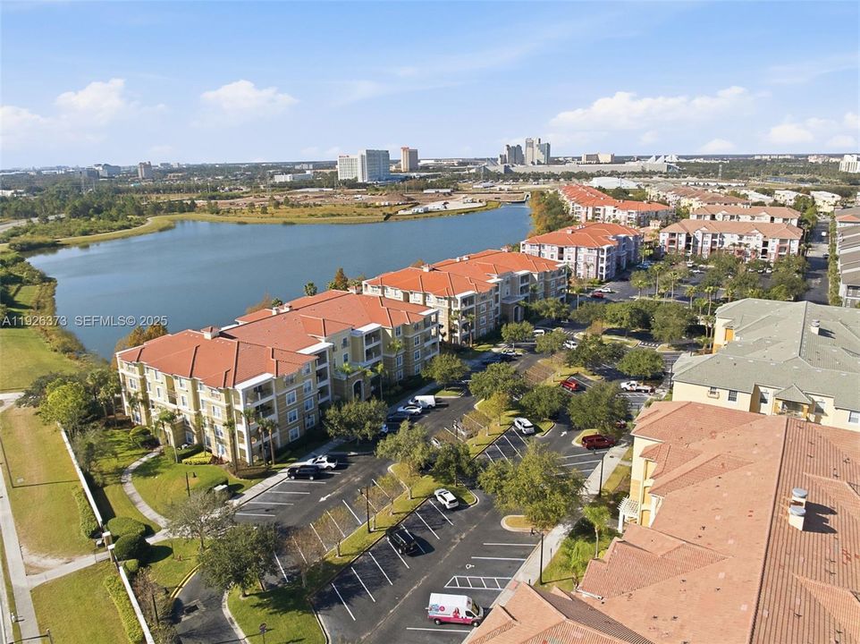 待售: $660,000 (3 贝兹, 2 浴室, 2097 平方英尺)