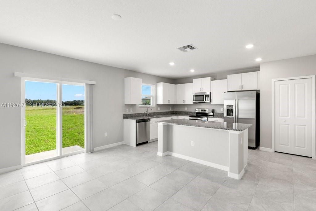 For Sale: $440,000 (4 beds, 2 baths, 2584 Square Feet)