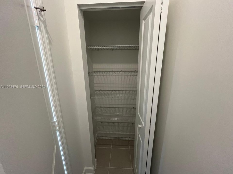 For Rent: $3,500 (4 beds, 3 baths, 1775 Square Feet)