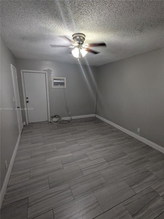 En Renta: $2,800 (3 camas, 2 baños, 3904 Pies cuadrados)