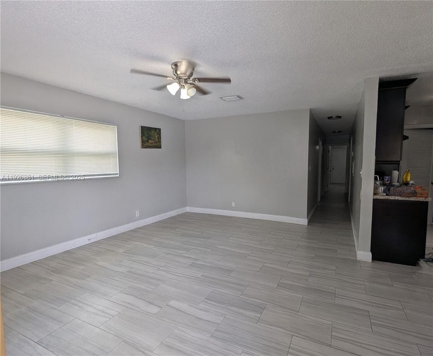 En Renta: $2,800 (3 camas, 2 baños, 3904 Pies cuadrados)