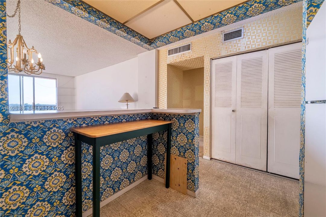 待售: $149,000 (1 贝兹, 1 浴室, 750 平方英尺)