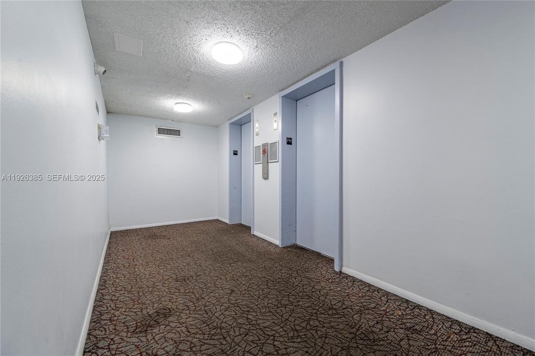 待售: $149,000 (1 贝兹, 1 浴室, 750 平方英尺)