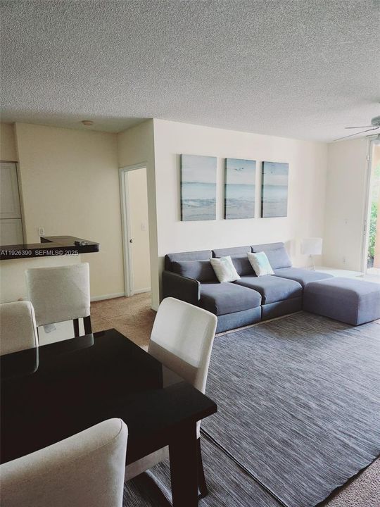 En Renta: $2,790 (2 camas, 2 baños, 1180 Pies cuadrados)