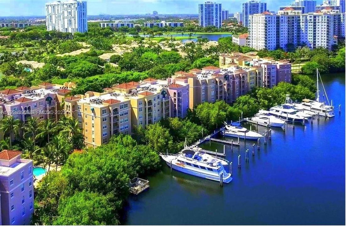 En Renta: $2,790 (2 camas, 2 baños, 1180 Pies cuadrados)