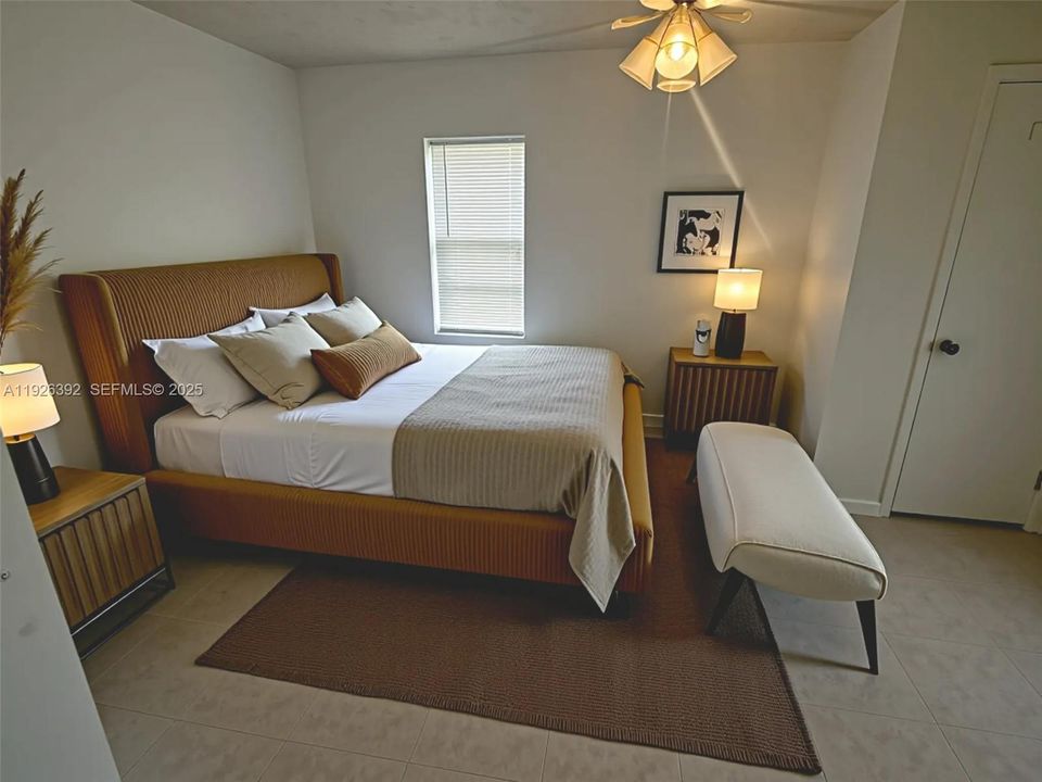 For Rent: $1,950 (2 beds, 1 baths, 1448 Square Feet)