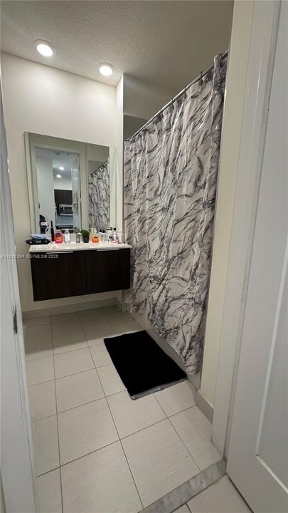 出租: $2,900 (3 贝兹, 2 浴室, 1102 平方英尺)