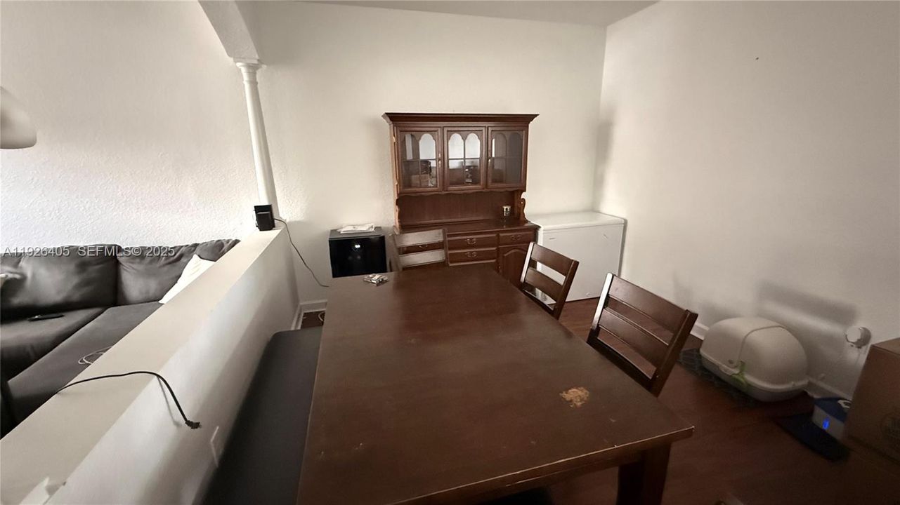 На продажу: $565,000 (3 спален, 2 ванн, 1784 Квадратных фут)