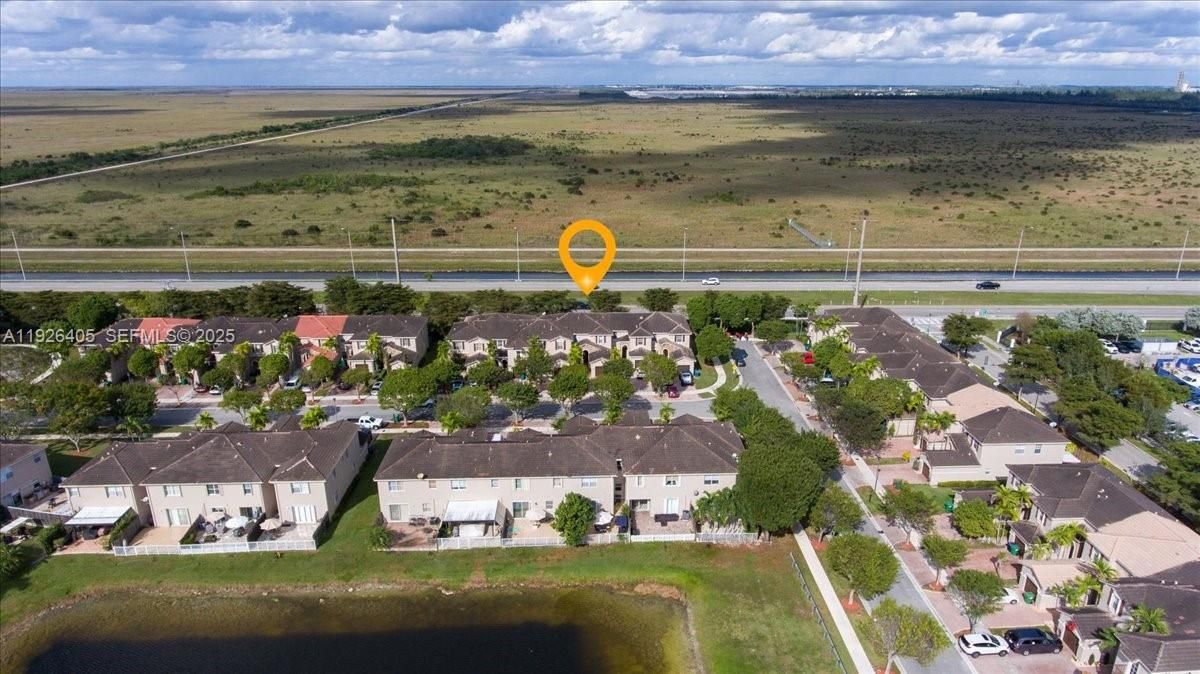 На продажу: $565,000 (3 спален, 2 ванн, 1784 Квадратных фут)