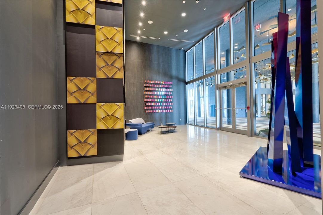 В аренду: $5,250 (2 спален, 2 ванн, 1048 Квадратных фут)