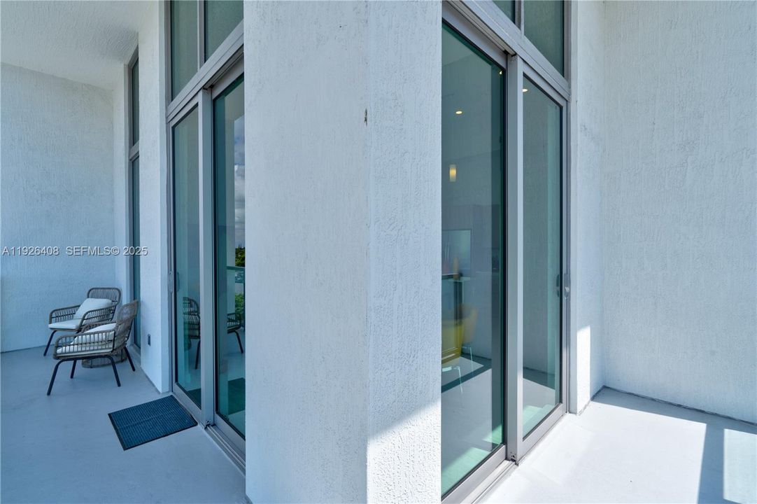 В аренду: $5,250 (2 спален, 2 ванн, 1048 Квадратных фут)