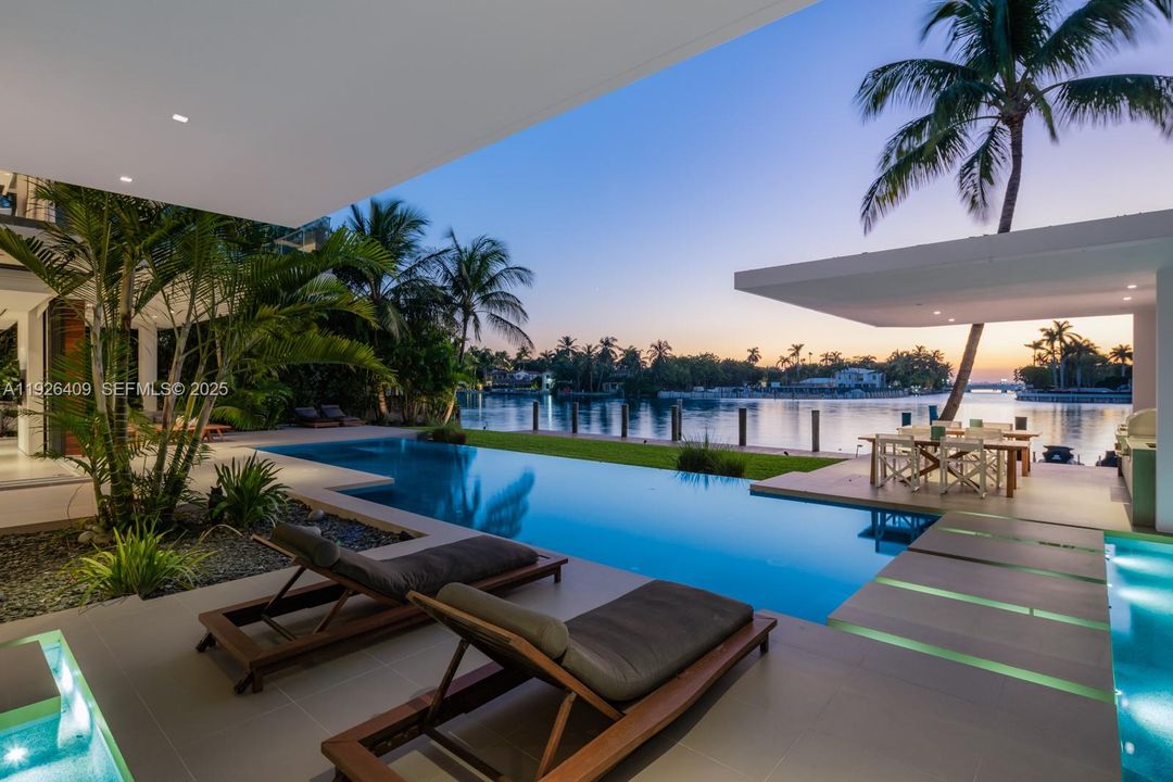 En Venta: $36,900,000 (7 camas, 9 baños, 10278 Pies cuadrados)