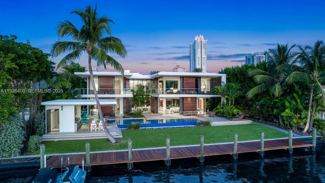 En Venta: $36,900,000 (7 camas, 9 baños, 10278 Pies cuadrados)