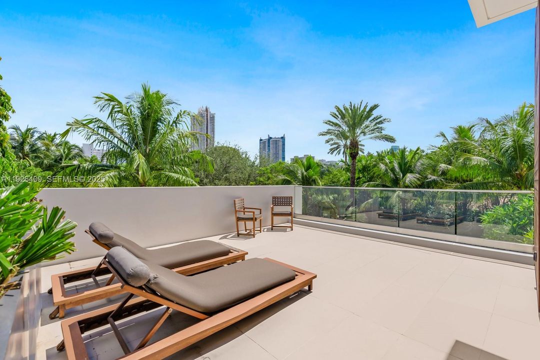 En Venta: $36,900,000 (7 camas, 9 baños, 10278 Pies cuadrados)