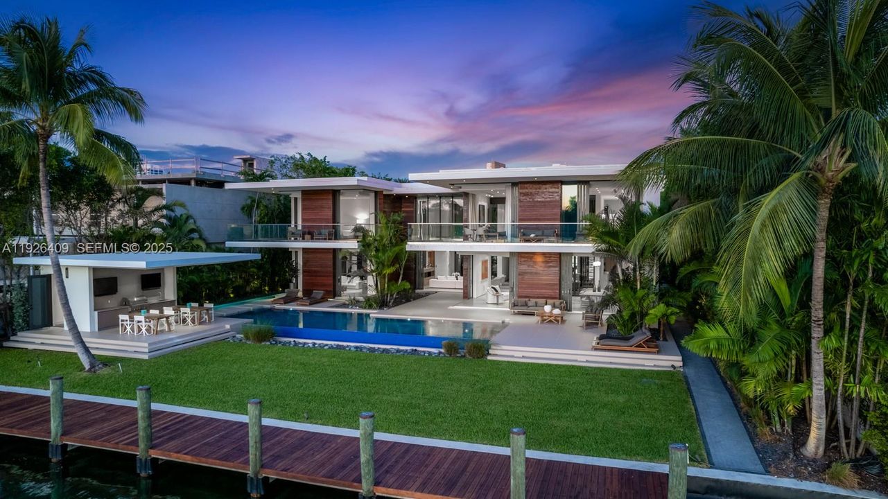 En Venta: $36,900,000 (7 camas, 9 baños, 10278 Pies cuadrados)