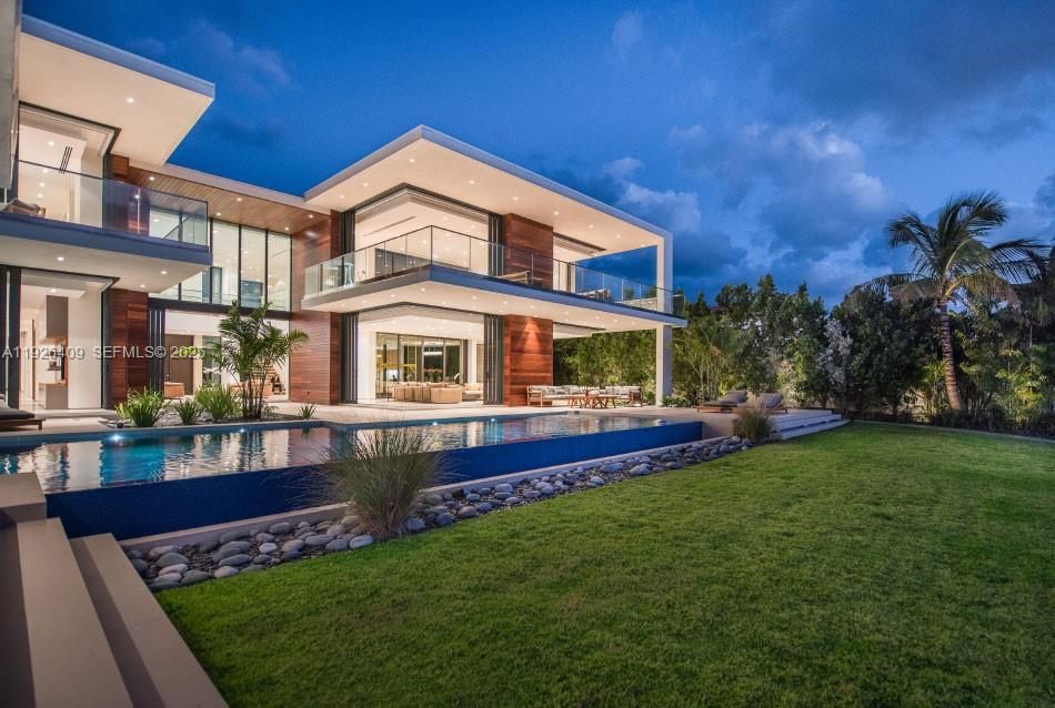 На продажу: $36,900,000 (7 спален, 9 ванн, 10632 Квадратных фут)