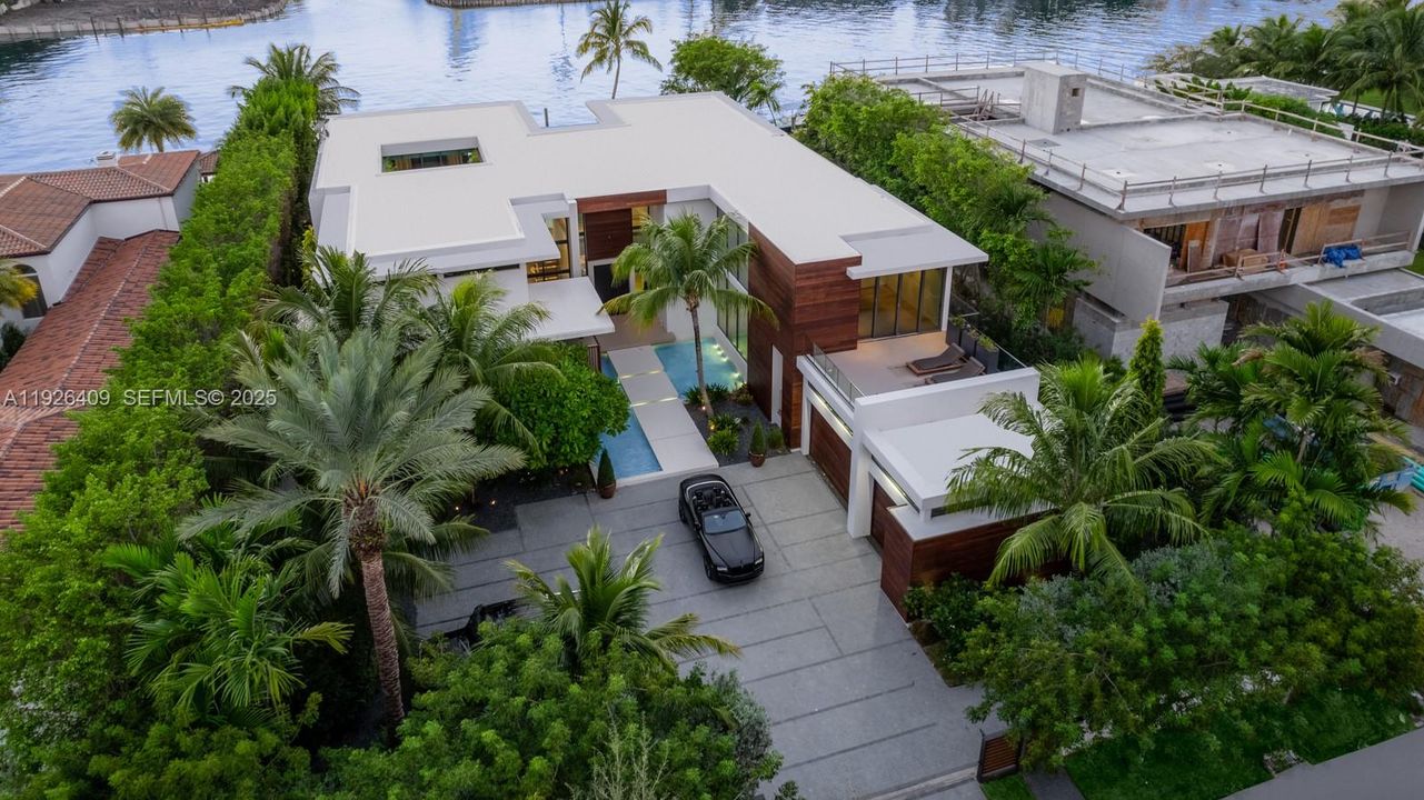 На продажу: $36,900,000 (7 спален, 9 ванн, 10632 Квадратных фут)