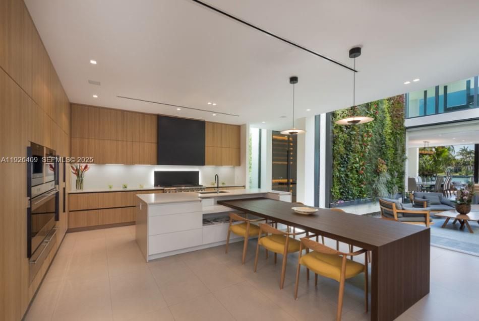 En Venta: $36,900,000 (7 camas, 9 baños, 10278 Pies cuadrados)