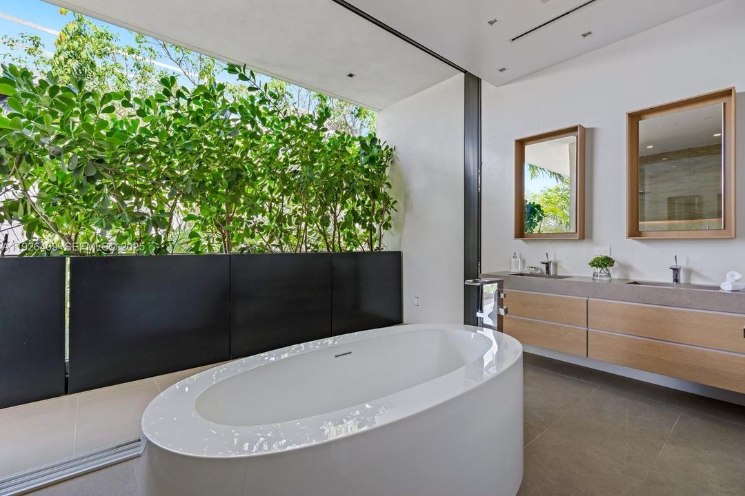 En Venta: $36,900,000 (7 camas, 9 baños, 10278 Pies cuadrados)