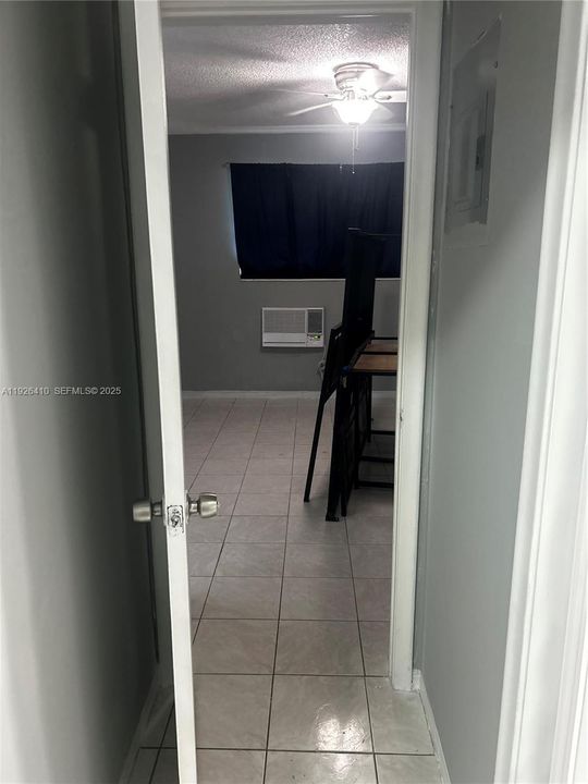 В аренду: $1,500 (1 спален, 1 ванн, 574 Квадратных фут)