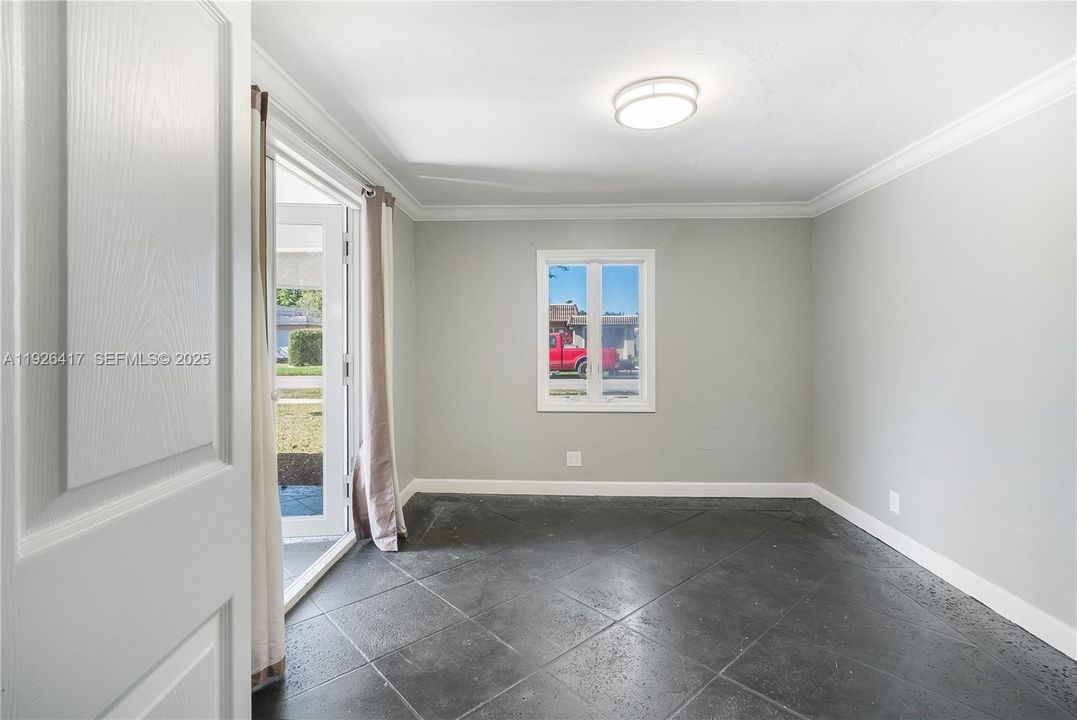 В аренду: $3,100 (3 спален, 2 ванн, 1471 Квадратных фут)