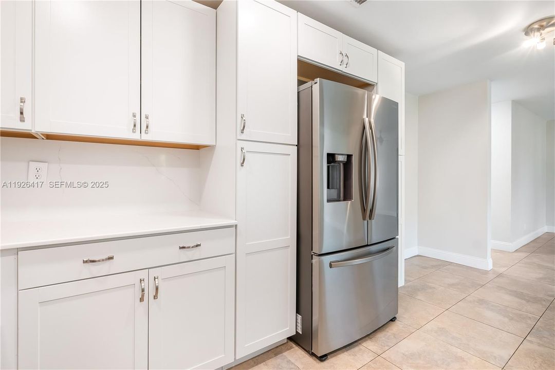 В аренду: $3,100 (3 спален, 2 ванн, 1471 Квадратных фут)