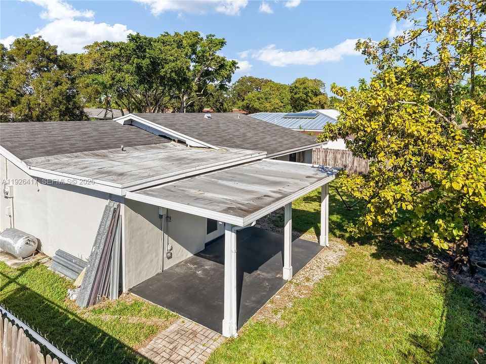 В аренду: $3,100 (3 спален, 2 ванн, 1471 Квадратных фут)