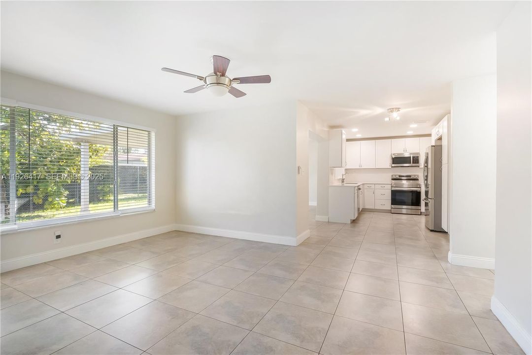 В аренду: $3,100 (3 спален, 2 ванн, 1471 Квадратных фут)