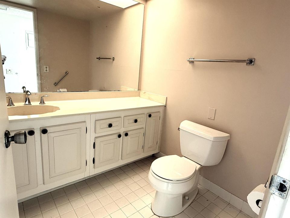 GUEST HALF BATHROOM