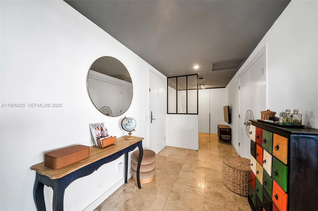 В аренду: $5,500 (3 спален, 2 ванн, 1712 Квадратных фут)