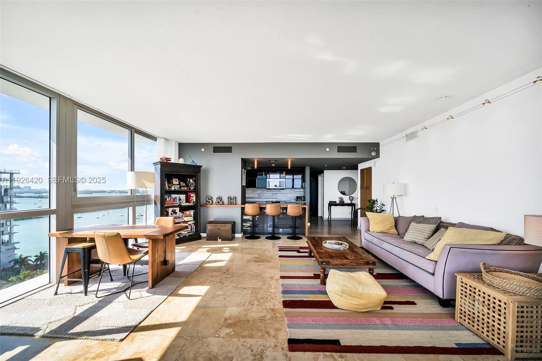 В аренду: $5,500 (3 спален, 2 ванн, 1712 Квадратных фут)