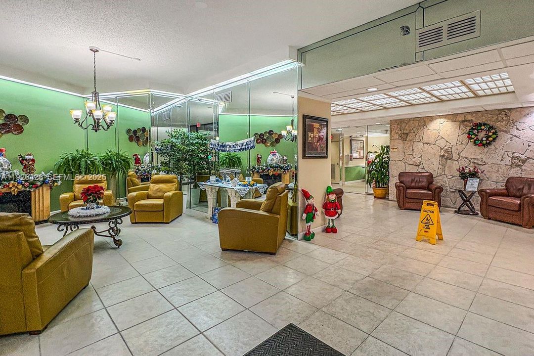 For Sale: $260,000 (3 beds, 2 baths, 1310 Square Feet)