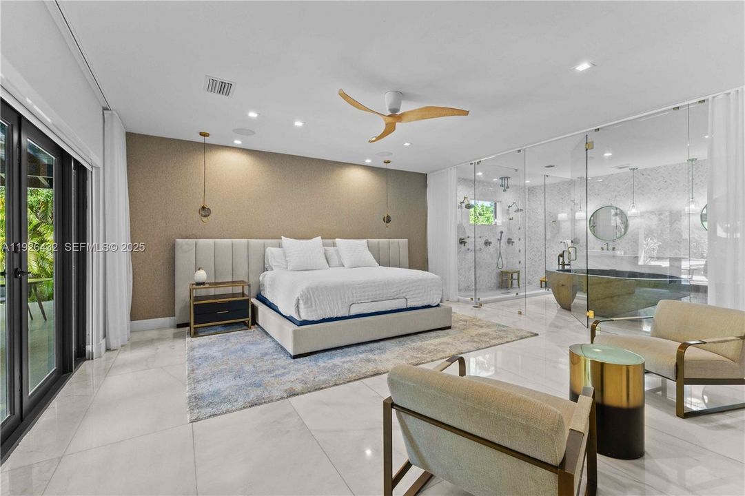 В аренду: $15,000 (4 спален, 5 ванн, 3845 Квадратных фут)