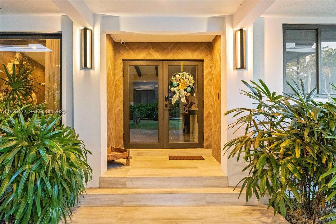 В аренду: $15,000 (4 спален, 5 ванн, 3845 Квадратных фут)