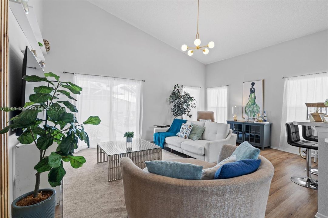 For Rent: $2,800 (5 beds, 4 baths, 0 Square Feet)