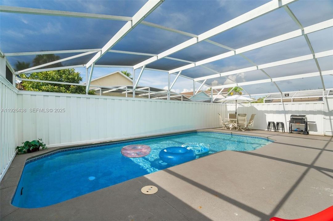 For Rent: $2,800 (5 beds, 4 baths, 0 Square Feet)