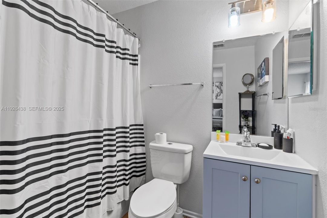 For Rent: $2,800 (5 beds, 4 baths, 0 Square Feet)