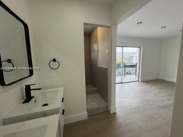 出租: $3,600 (3 贝兹, 2 浴室, 1400 平方英尺)