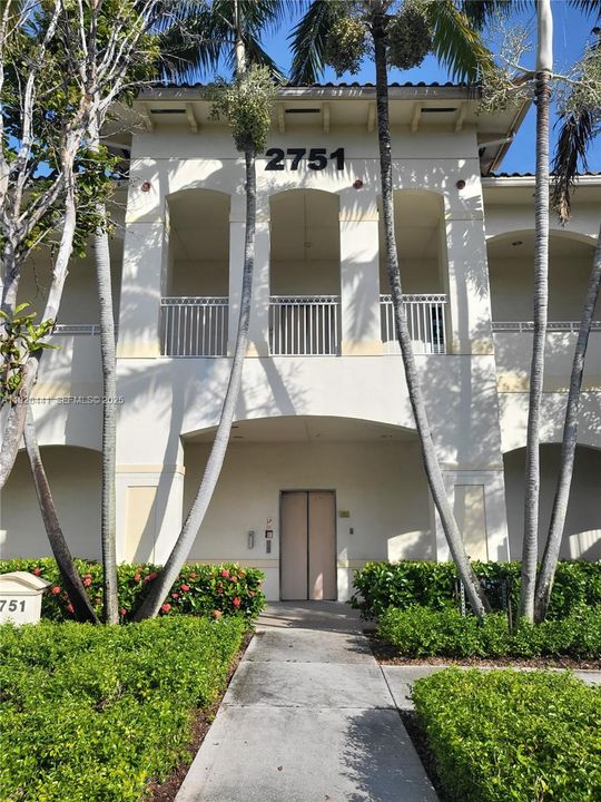 待售: $699,900 (0 贝兹, 0 浴室, 0 平方英尺)