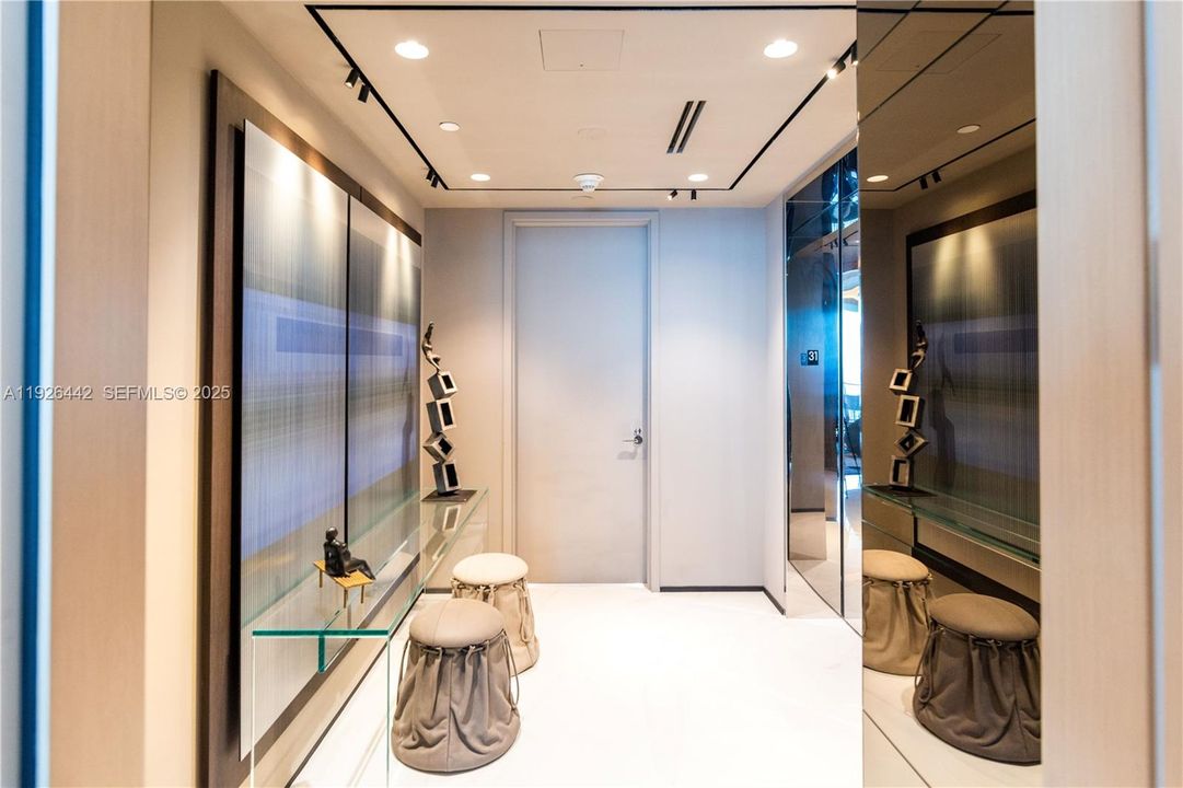 En Venta: $5,800,000 (3 camas, 3 baños, 2137 Pies cuadrados)