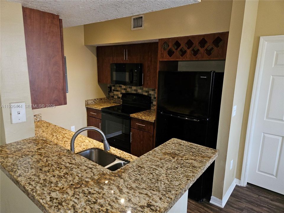 En Renta: $1,890 (1 camas, 1 baños, 810 Pies cuadrados)