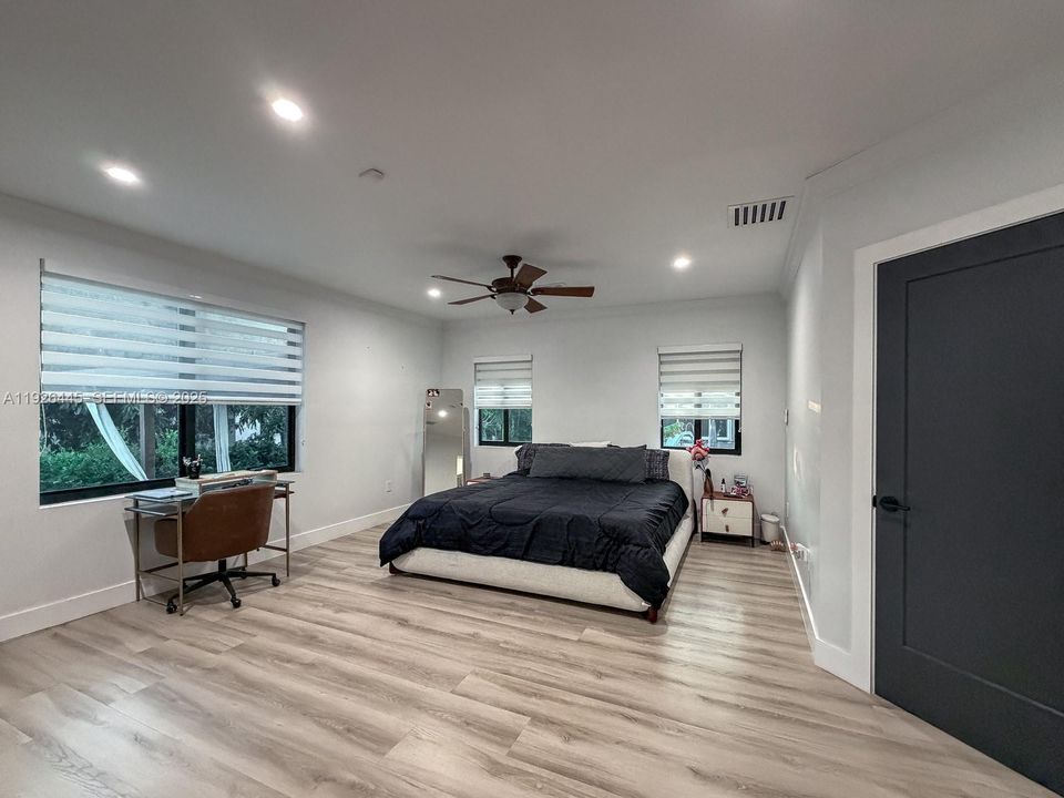 待售: $1,225,000 (5 贝兹, 4 浴室, 2586 平方英尺)