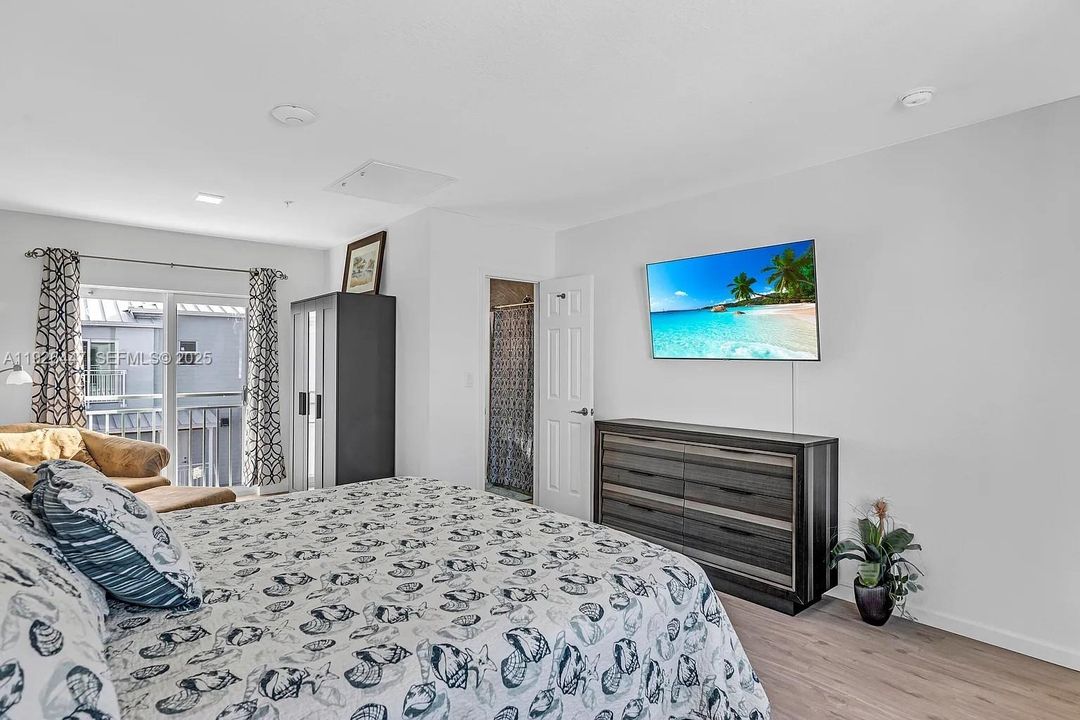 В аренду: $3,800 (1 спален, 2 ванн, 850 Квадратных фут)