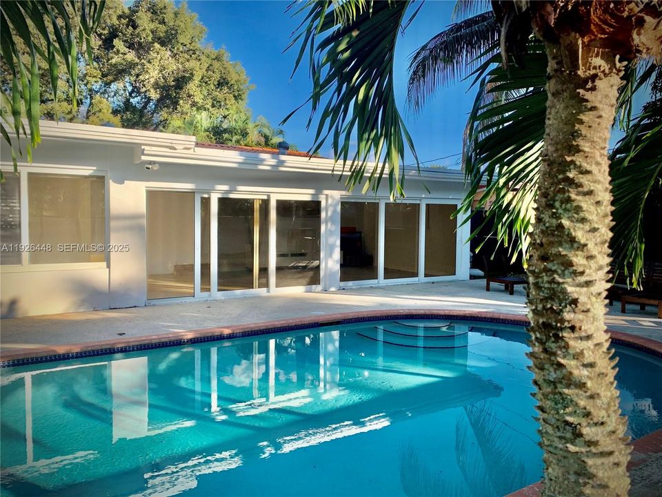 For Rent: $8,000 (4 beds, 3 baths, 2600 Square Feet)